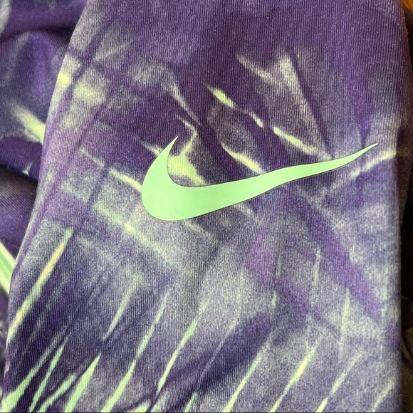 NIKE Pro Women Jacket Quarter Zip Dri-Fit Medium Blue Green Active Thumb Strap - Picture 3 of 9